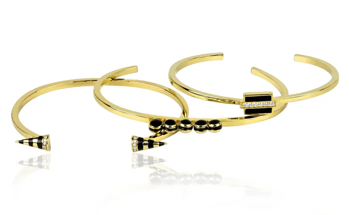 Rings vendorunknown Sting and Hive Bracelet Set
