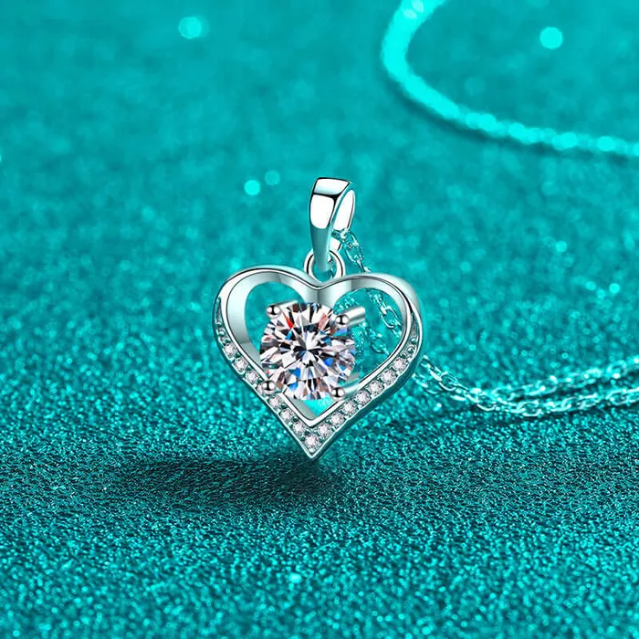 Trendolla Jewelry Beating Heart Sweet Moissanite Heart Necklace Necklaces