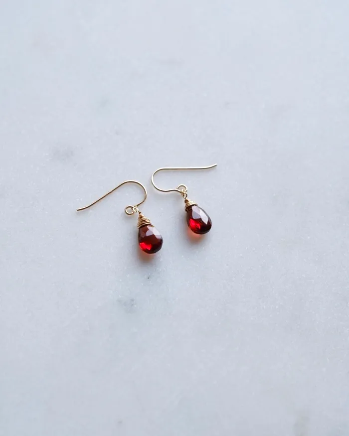 Earrings ERIJEWELRY Garnet drop earrings