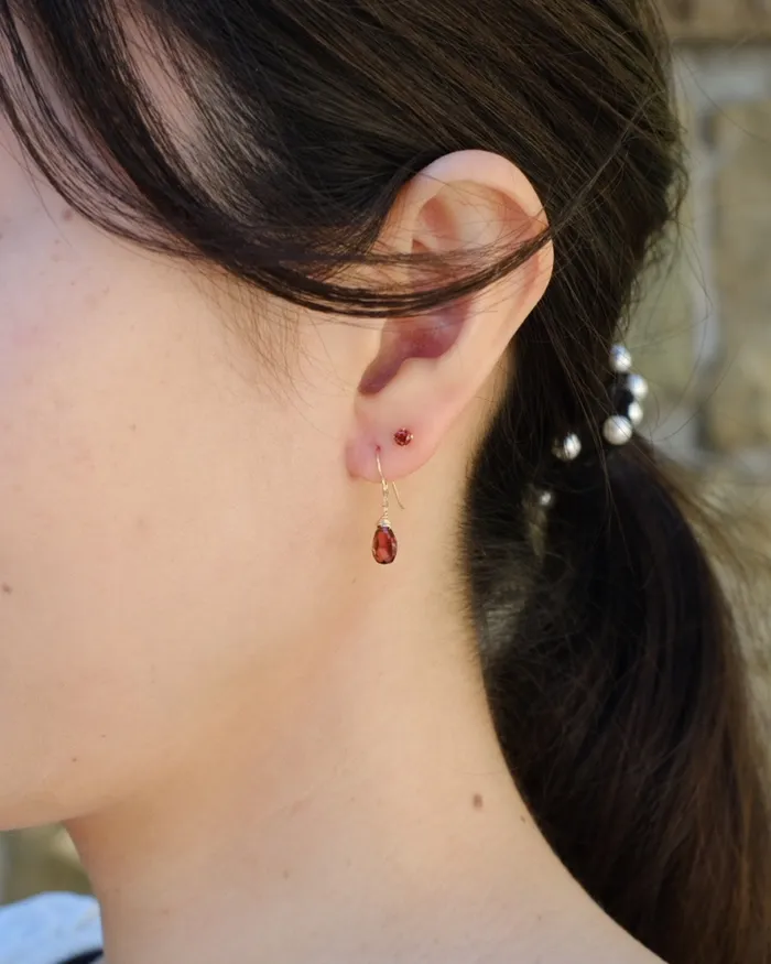 Earrings ERIJEWELRY Garnet drop earrings