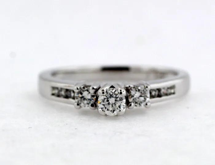 14KW 42 Cttw Diamond Engagement Ring FULLERS PURCHASE FROM PUBLIC Rings