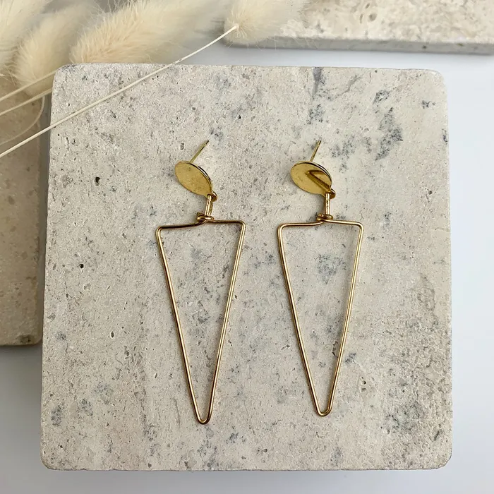 Earrings AIRI Jewelry Gallery Arrow Earrings