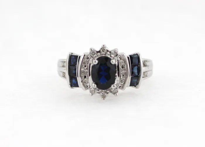 Estate 10KW 140 Cttw Sapphire And Diamond Ring FULLERS PURCHASE FROM PUBLIC Rings