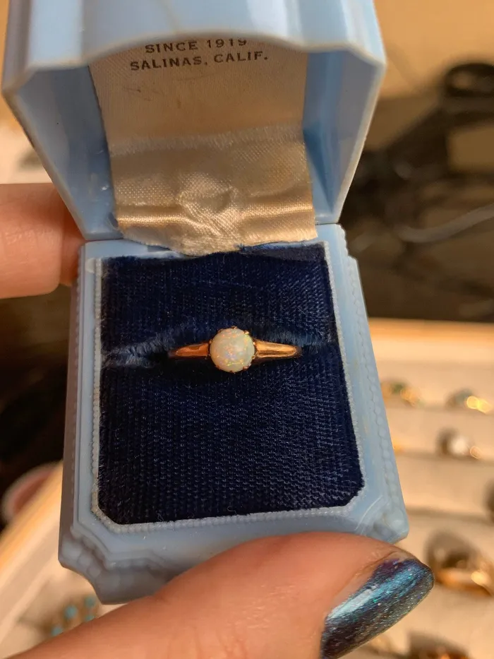 Opal Solitaire Ring Opal Gold Ring 9k Gold Engagement Ring Wedding Ring Vintage Jewelry Love Vintage Paris Rings