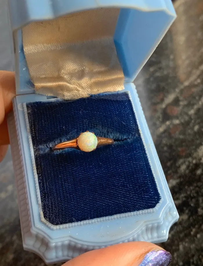 Opal Solitaire Ring Opal Gold Ring 9k Gold Engagement Ring Wedding Ring Vintage Jewelry Love Vintage Paris Rings