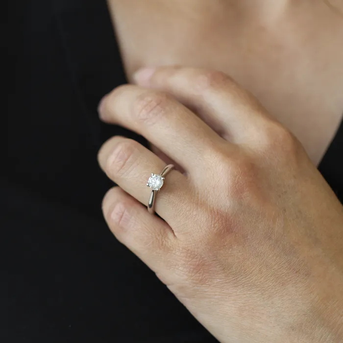 Independent Jewellers Rings 14kt White Gold Certified 070ct Solitaire Diamond Engagement Ring