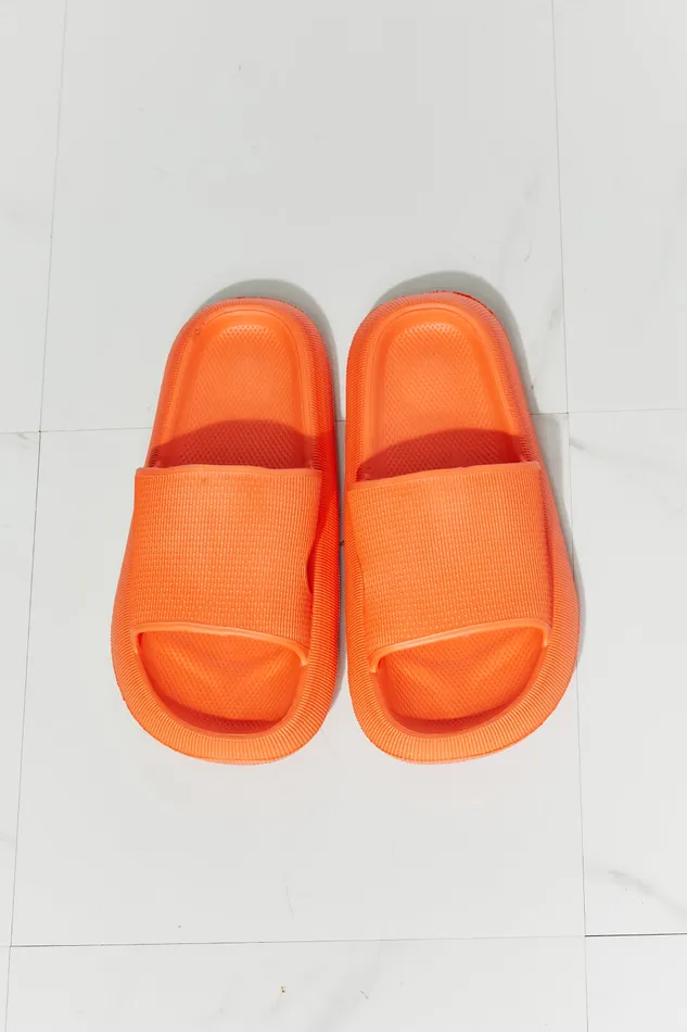 Rings MMShoes Arms Around Me Open Toe Slide in Orange Trendsi