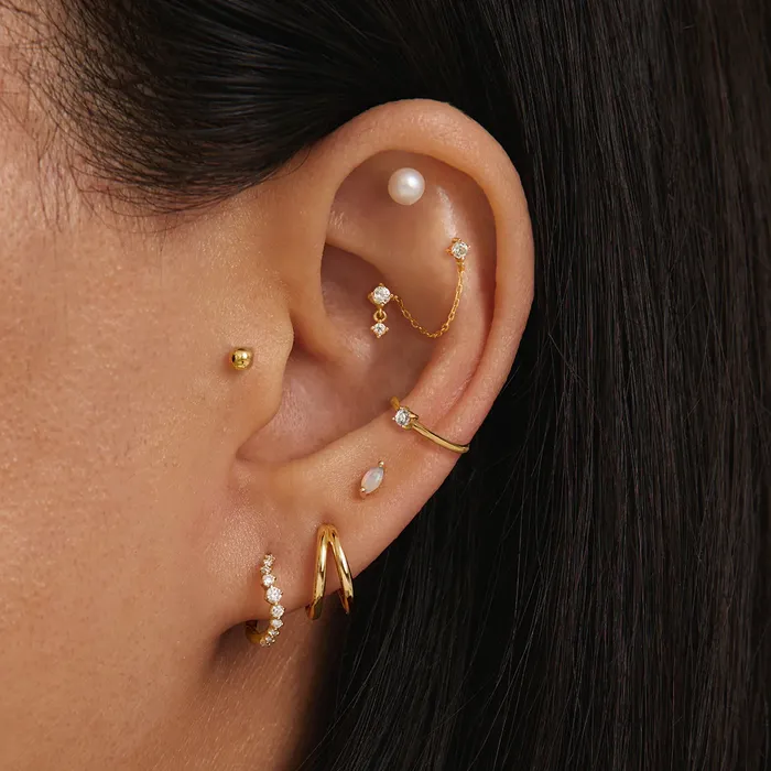 Aurelie Gi Earrings GRAMERCY Dual White Sapphire Piercing Top Earring Aurelie Gi Earrings GRAMERCY Dual White Sapphire Piercing Top Earring