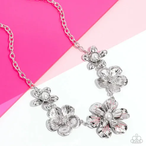 Necklaces FLOWER Move Orange Necklace Jewelry by Bretta Paparazzi Accessories