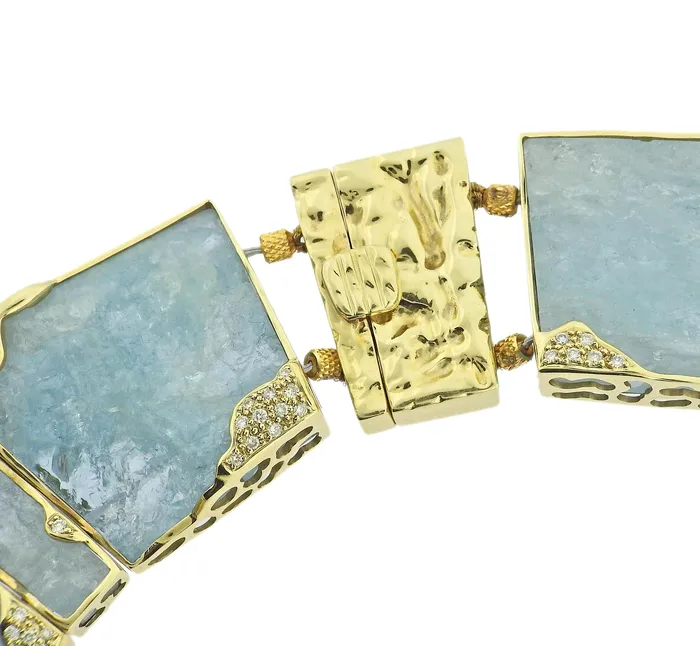 Winc Necklaces Robert Wander for Winc Natural Aquamarine Hammered Gold Diamond Necklace