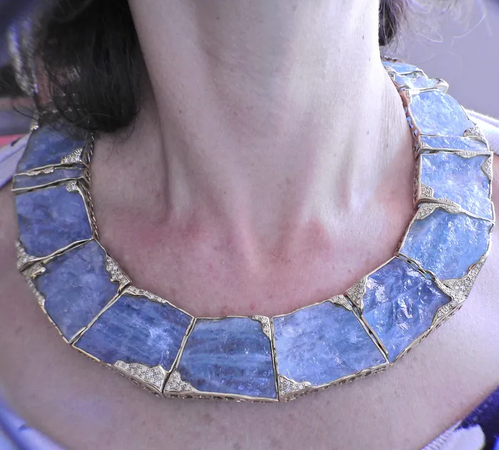 Winc Necklaces Robert Wander for Winc Natural Aquamarine Hammered Gold Diamond Necklace