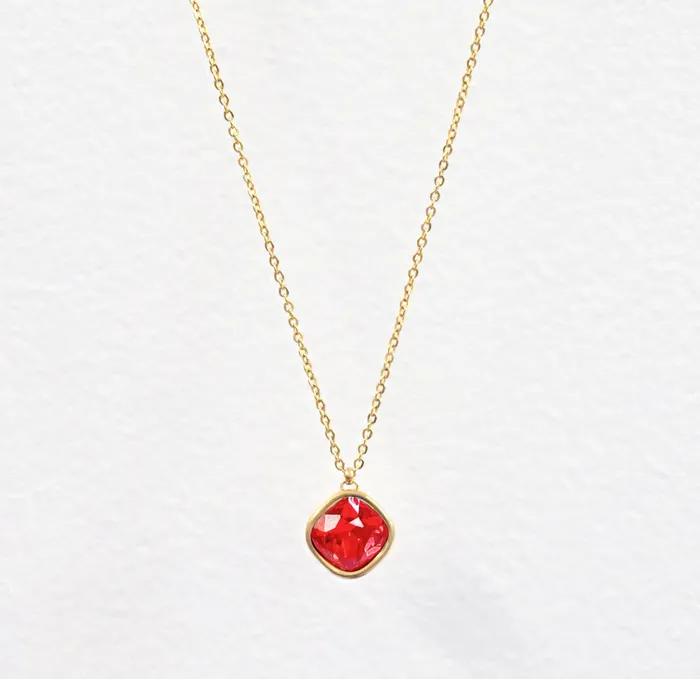 18K RED PENDANT NECKLACE SAMPLE Mai Dsire Necklaces