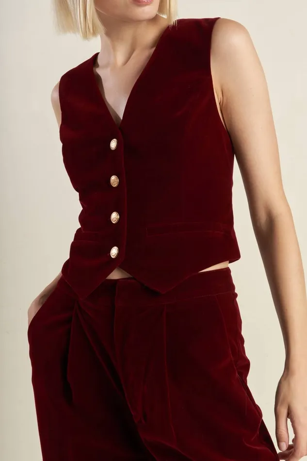 Charm Necklaces Flying Tomato Flying Tomato Coy Charm Velvet Vest