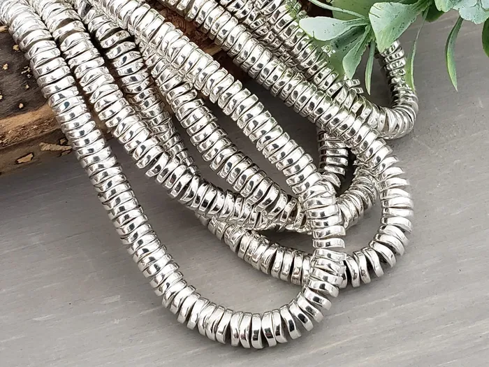 Dearbeads Silver Metallic Wavy Hematite Disk 6mm 155 Strand Rings
