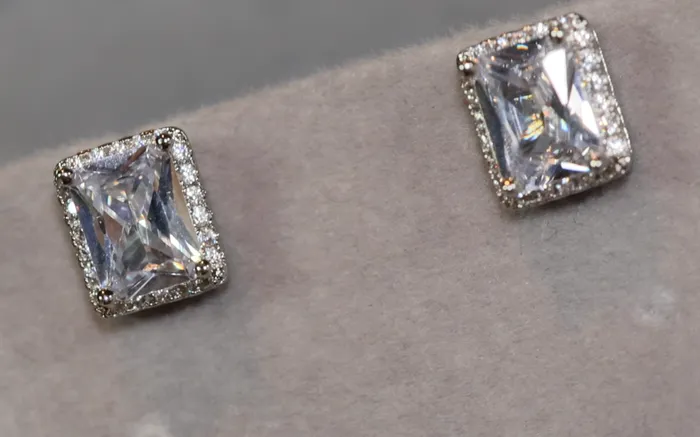 Earrings Lab Diamonds London Diamond Earrings Womens Earrings Emerald Earrings Diamond Ear Studs Womens Stud Earrings Mens Diamond Ear Studs Ear Studs