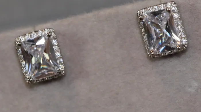 Earrings Lab Diamonds London Diamond Earrings Womens Earrings Emerald Earrings Diamond Ear Studs Womens Stud Earrings Mens Diamond Ear Studs Ear Studs