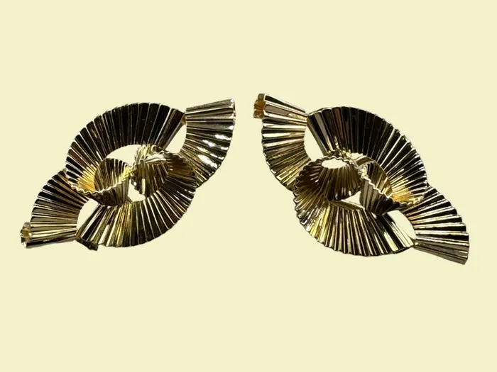 Earrings STA KR EBAY Double Swirl Designer French Back Earrings in 14K Yellow Gold PreOwned Item 30WMG Earrings STA KR EBAY Double Swirl Designer French Back Earrings in 14K Yellow Gold PreOwned Item 30WMG