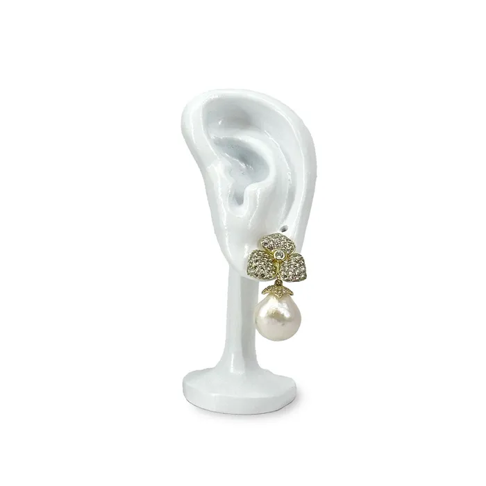 JPIDisplay 4 White Ceramic Ear Shaped Earring Display Stand Earrings