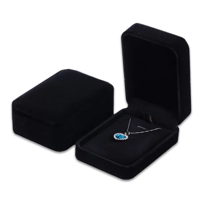 JPIDisplay Necklaces Single Deluxe Plush Black Velvet PendantNecklace Box