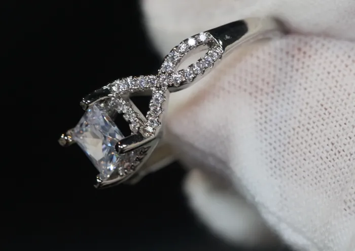 Lab Diamonds London Rings Engagement Ring Princess Cut Diamond Ring Diamond Engagement Rings Womens Wedding Ring Womens Engagement Ring Infinity Ring
