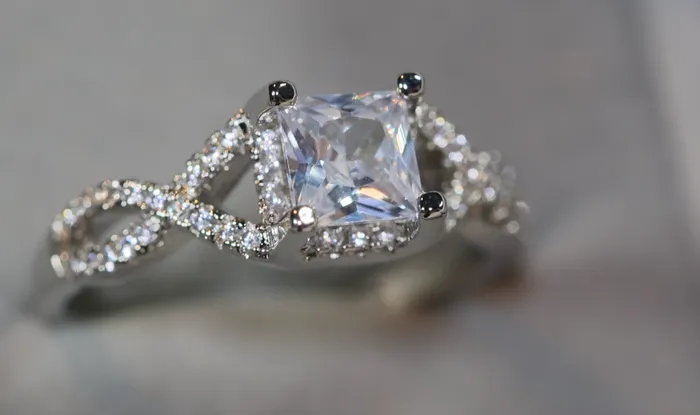 Lab Diamonds London Rings Engagement Ring Princess Cut Diamond Ring Diamond Engagement Rings Womens Wedding Ring Womens Engagement Ring Infinity Ring