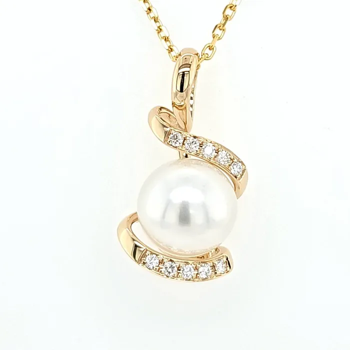 LIV Necklaces 14k Yellow Gold Diamond South Sea Pearl Wraparound Pendant I8175