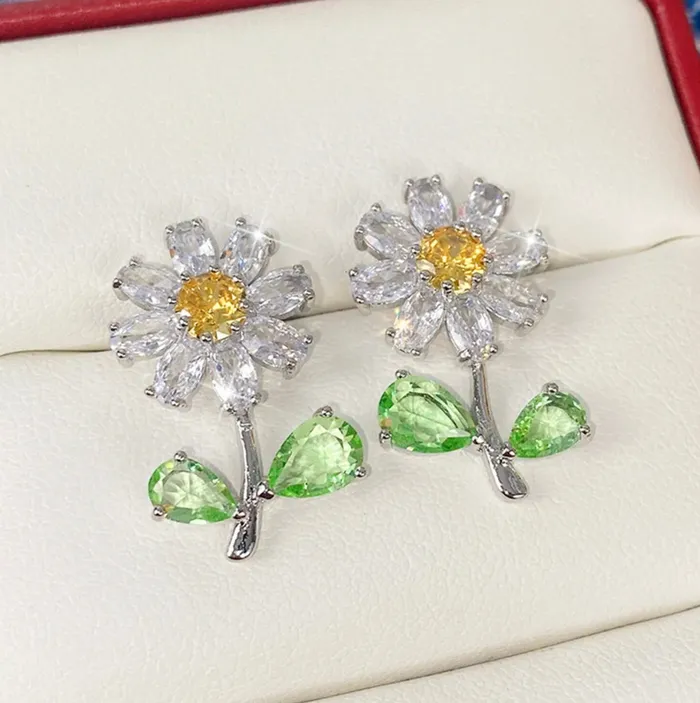 Minx London Earrings Womens Earrings Yellow Diamond Earrings Diamond Earrings Diamond Ear Studs Flower Earrings Womens Ear Studs Floral Ear Studs