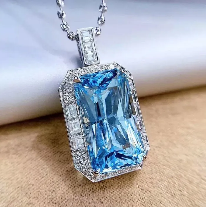 Minx London Womens Necklace Blue Emerald Necklace Aquamarine Diamond Necklace Blue Diamond Pendant Emerald Diamond Pendant Emerald Pendant Necklaces